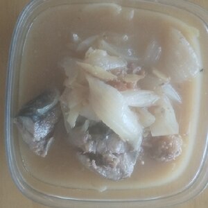 さば缶と玉ねぎの簡単煮